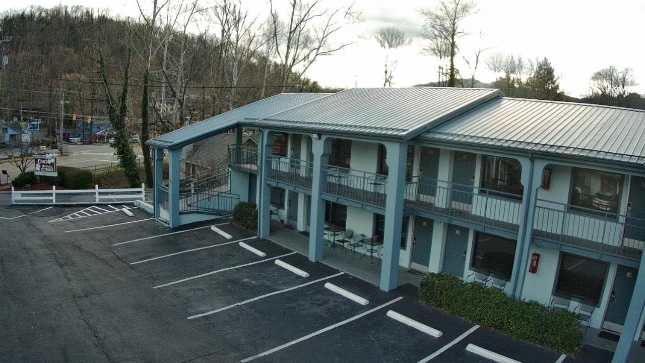 Country Town N' Suites Gatlinburg Exterior foto