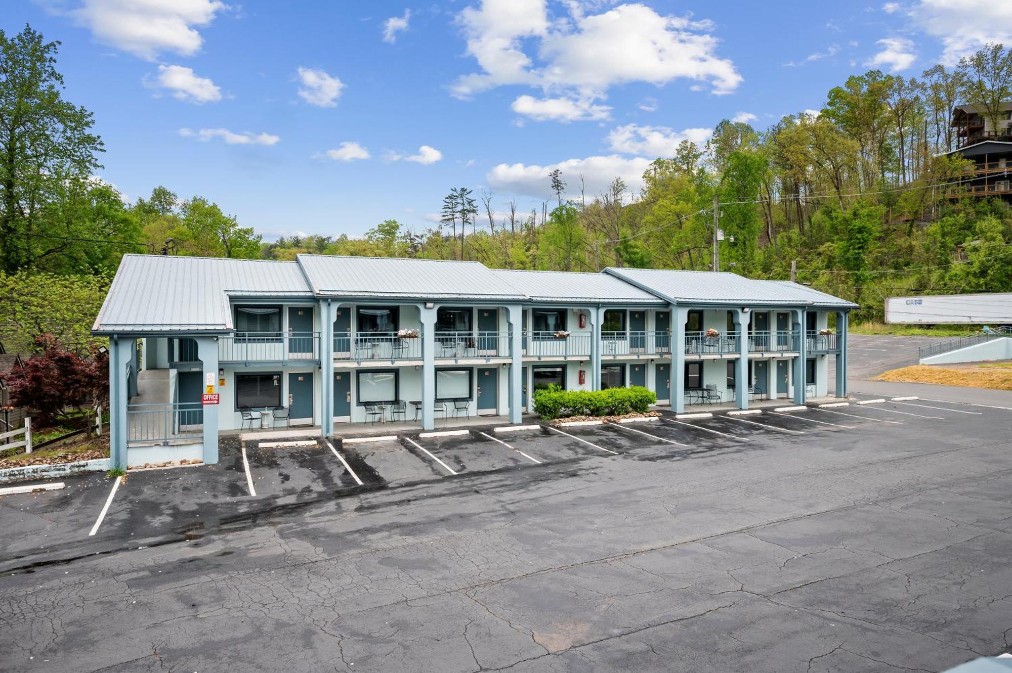 Country Town N' Suites Gatlinburg Exterior foto