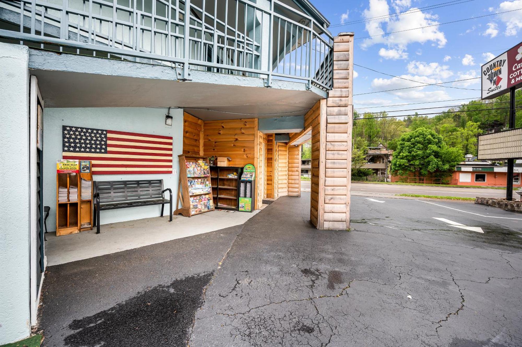 Country Town N' Suites Gatlinburg Exterior foto